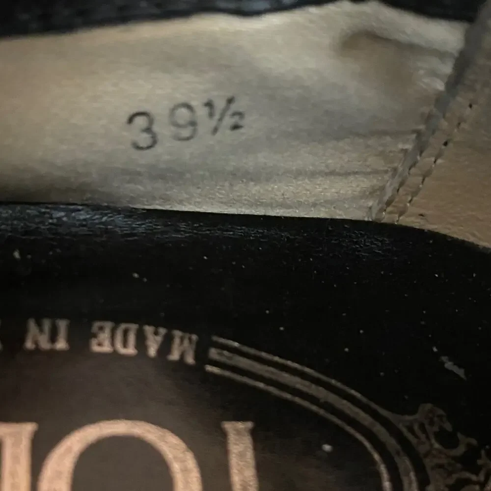 Tod's Black Patent Leather Flats Kitten Heel Tassel Silver Balls w/ Dust Bag - Picture 13 of 13